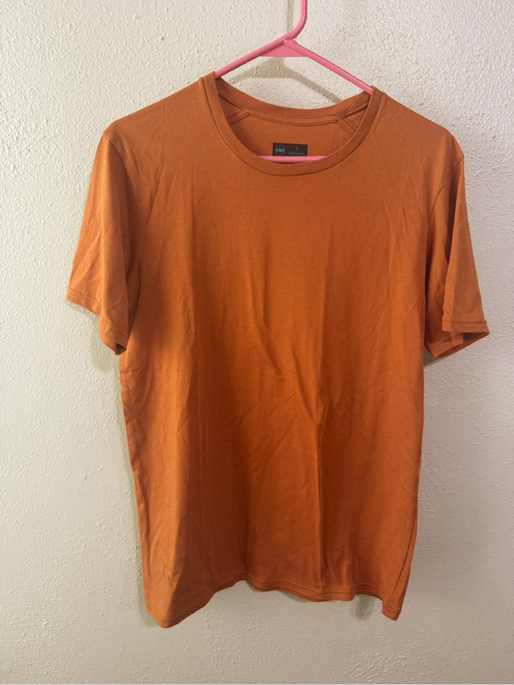 Janji Men's Orange Crewneck Short Sleeve Tee small